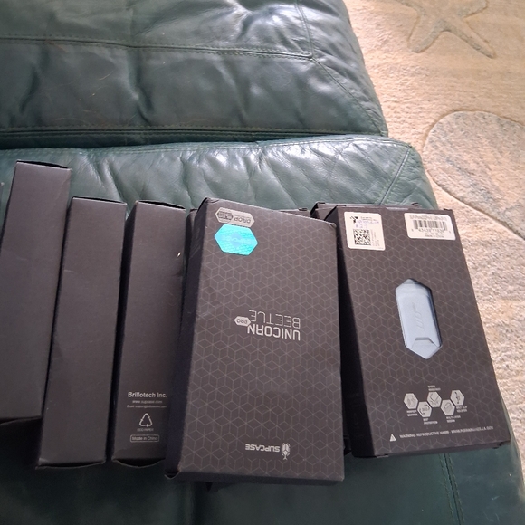 supcase unicorn  beetje Other - 10 Resellers Bundle iPhone 14 Case Supcase One Green 9 Blue